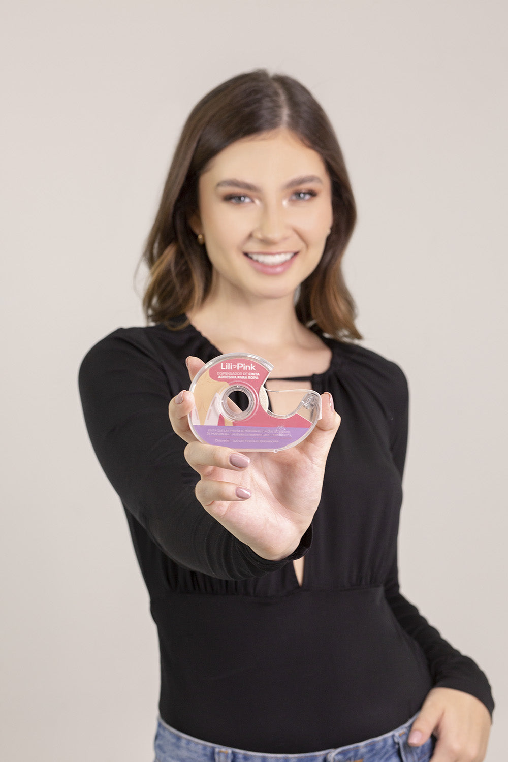 CINTA ADHESIVA PARA ROPA